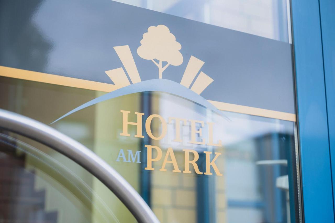 Hotel Am Park Гюккельгофен Екстер'єр фото